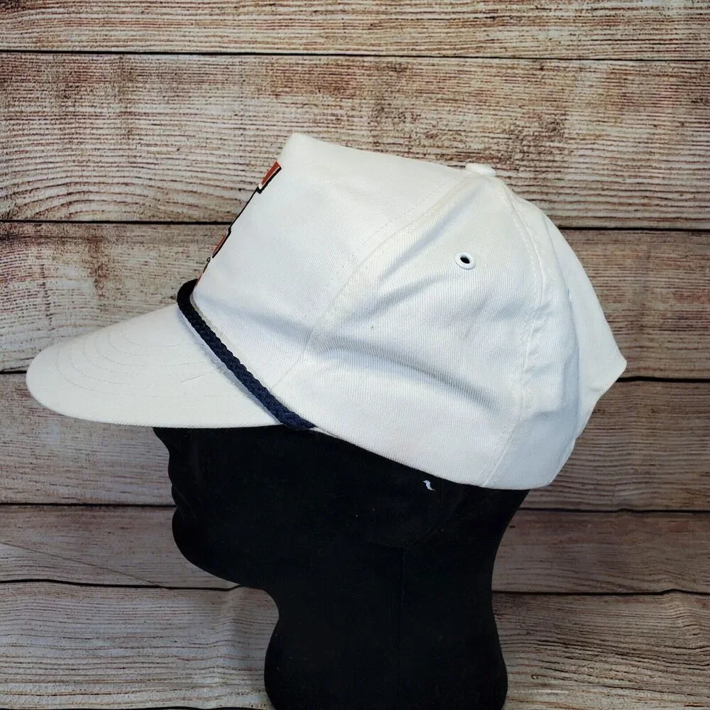 Alimni apparel vintage illinois